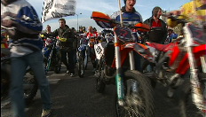 Protest tegen sluiting motorcrosscircuits