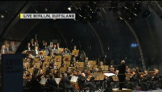 Feest in Berlijn 20 jaar na Muur