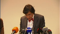 Herbekijk de integrale persconferentie van preformateur Di Rupo