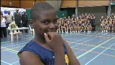 Didier Mbenga traint met jongeren in Opwijk