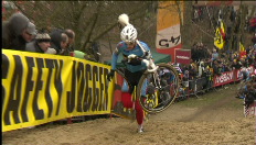 Nys haalt Pauwels bij in de vierde ronde