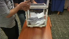 Regeringspartij wint verkiezingen in Algerije