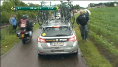 Stijn Devolder rijdt voor de tweede keer lek