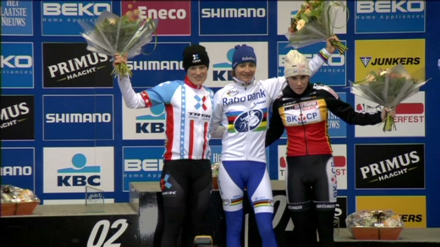 Vos is de beste bij de vrouwen in Zolder