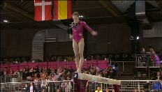 Teamfinale EK turnen: Julie Croket (balk)