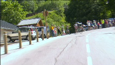 Paaltjes ontwijken tijdens afdaling Croix de Fer