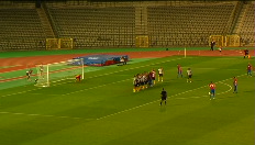 Lokeren klopt Viktoria Plzen met late penalty